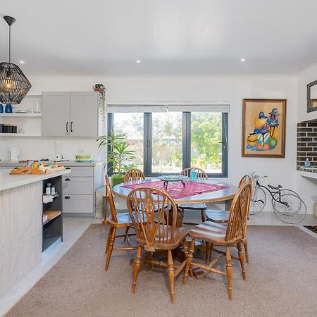 Oceans Cottage Struisbaai Bagian luar foto