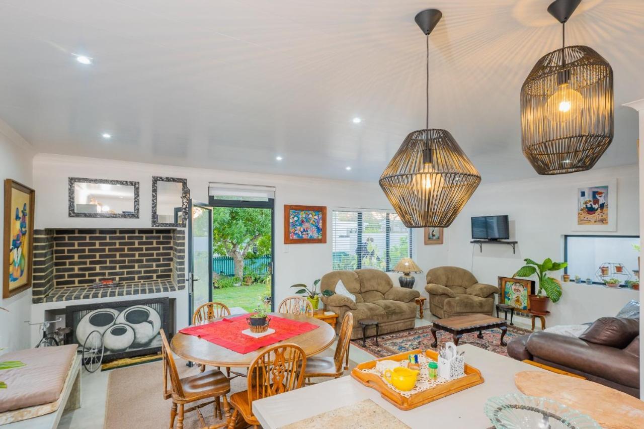 Oceans Cottage Struisbaai Bagian luar foto